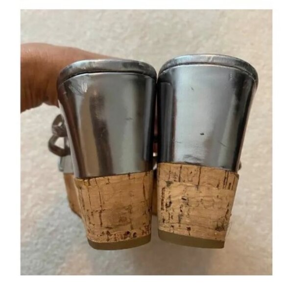 Prada leather silver wedged sandals - Picture 5 of 9